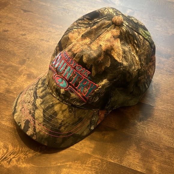 Mossy Oak Country hat - Picture 2 of 6